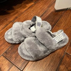 UGG Gray Fluff Cross-Band Slide Slippers with Logo Heel Strap